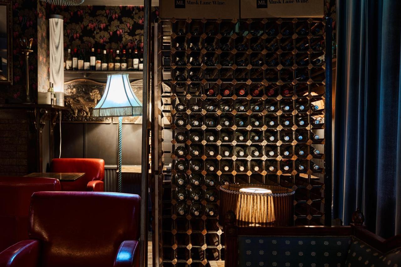 The Grande Hotel 햅번스프링스 외부 사진